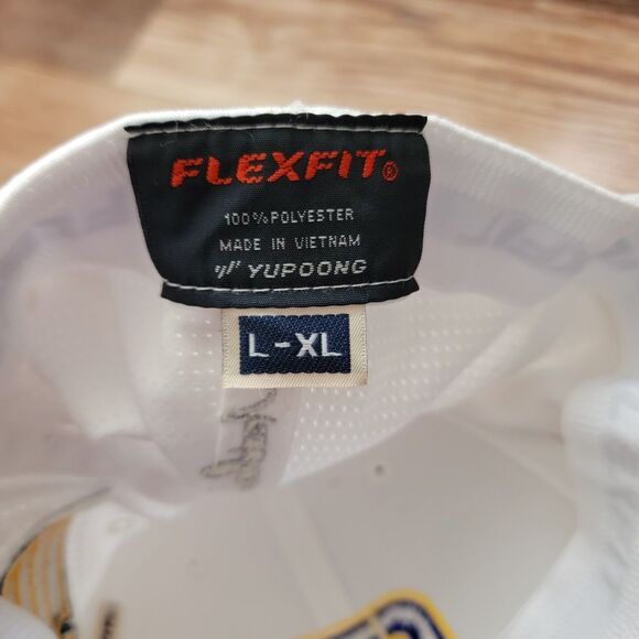 Travis Mathew Flexfit Hat Size L - XL St. Louis Blues Embroidered White EUC - Picture 6 of 8